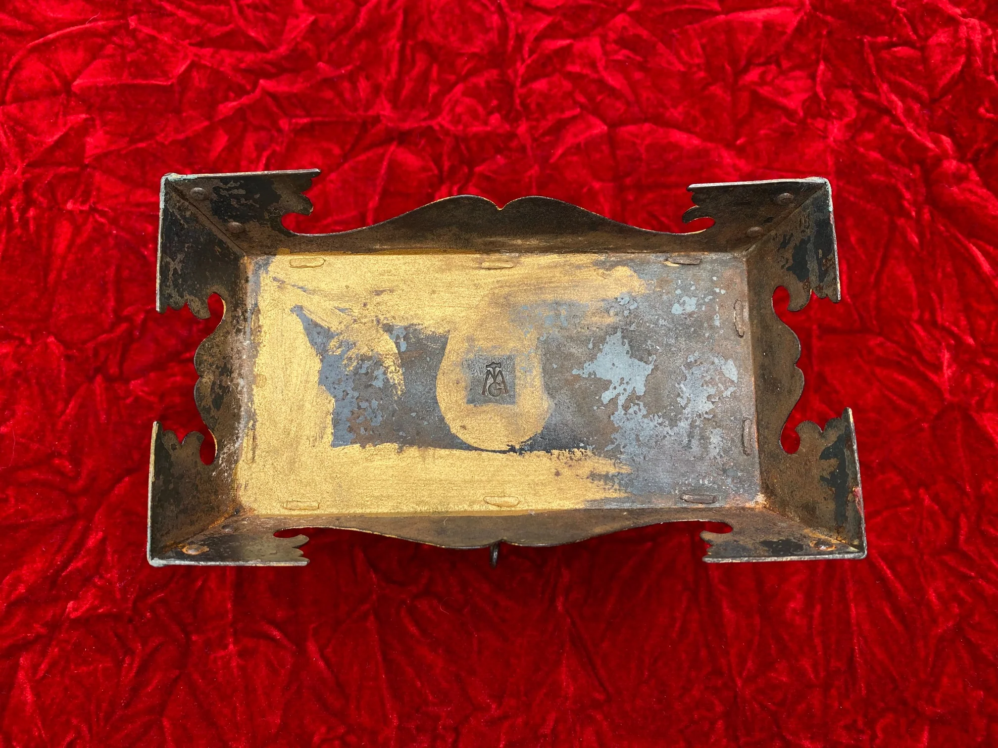 A Fine 17th Century Hand Wrought Iron Jewel or Coin Casket Strong Box - Image 10