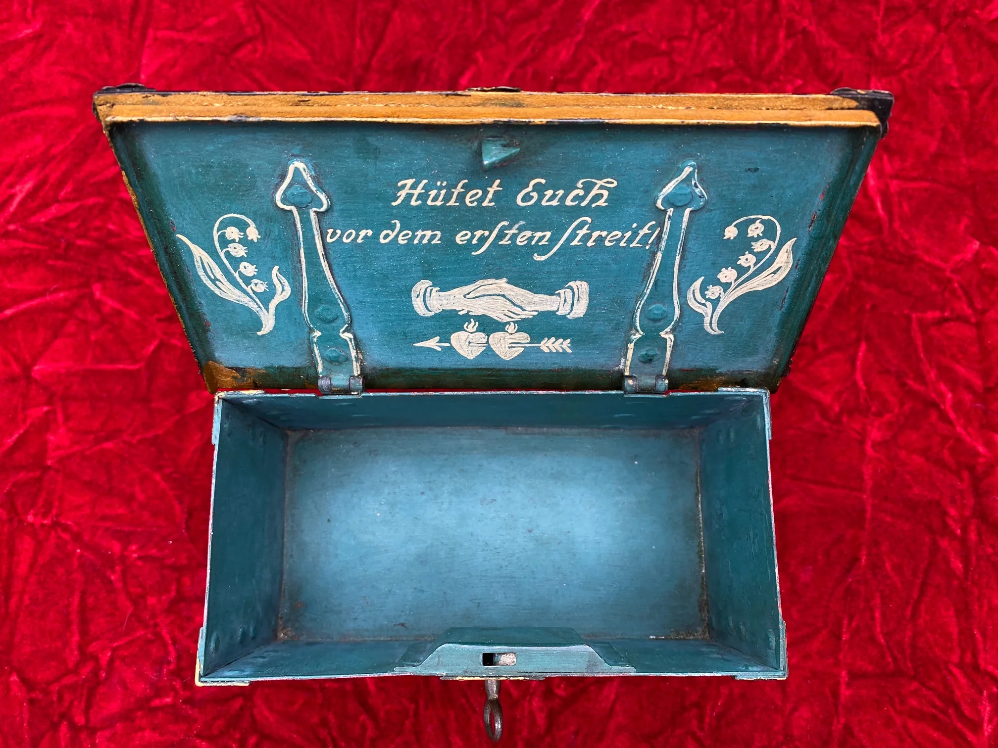 A Fine 17th Century Hand Wrought Iron Jewel or Coin Casket Strong Box - Image 9