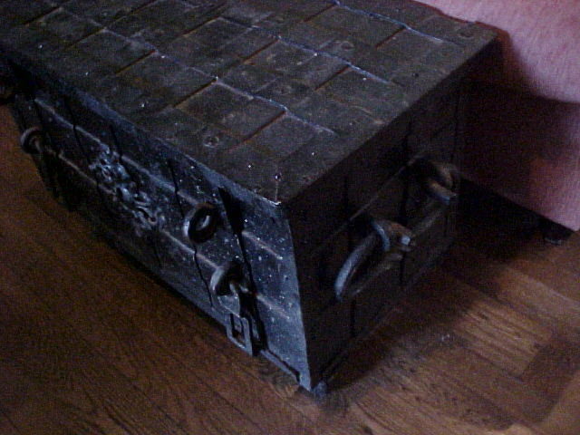 A LARGE 16th-17th Century Wrought Iron Treasure Chest (ARMADA BOX), #2971 Treasure Artifacts - Image 3