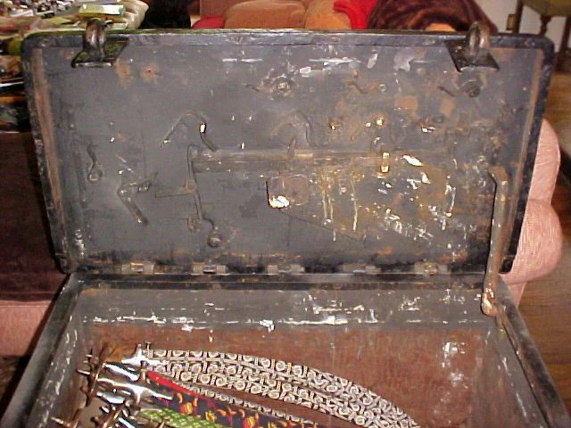 A LARGE 16th-17th Century Wrought Iron Treasure Chest (ARMADA BOX), #2971 Treasure Artifacts - Image 6