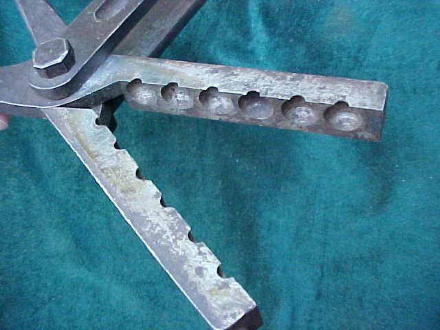 A Very Large Gang Mold, #2722 Firearms - Image 5