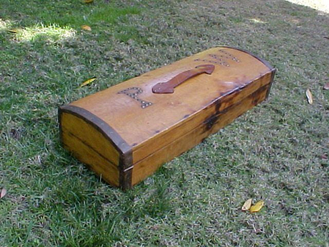 American Traveling Trunk/Chest, #859 Antiquery - Image 3