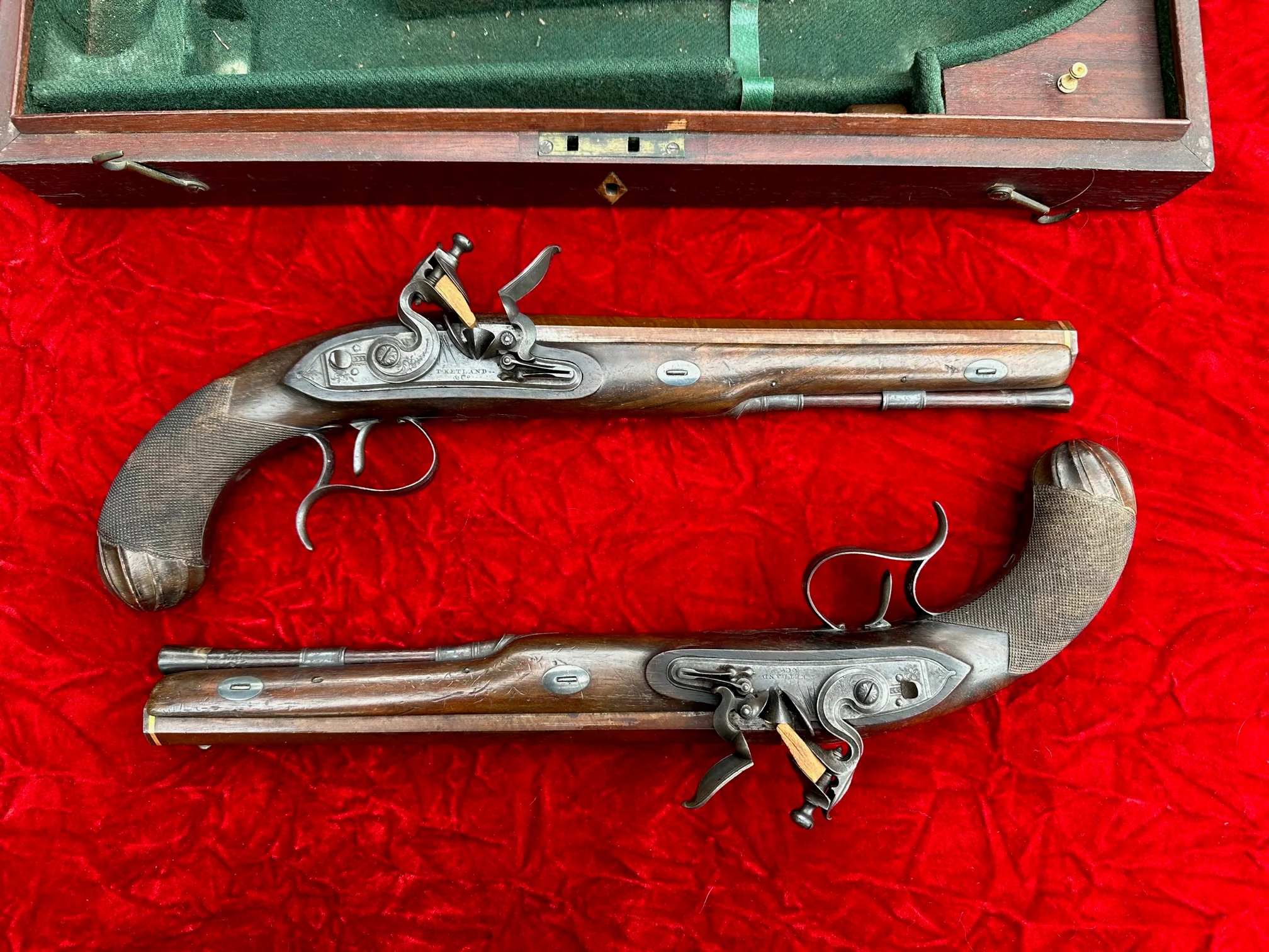 A Fantastic, Rare, and Beautiful Cased Pair of English Flintlock Dueling Pistols by T. KETLAND & Co., LONDON - Image 8