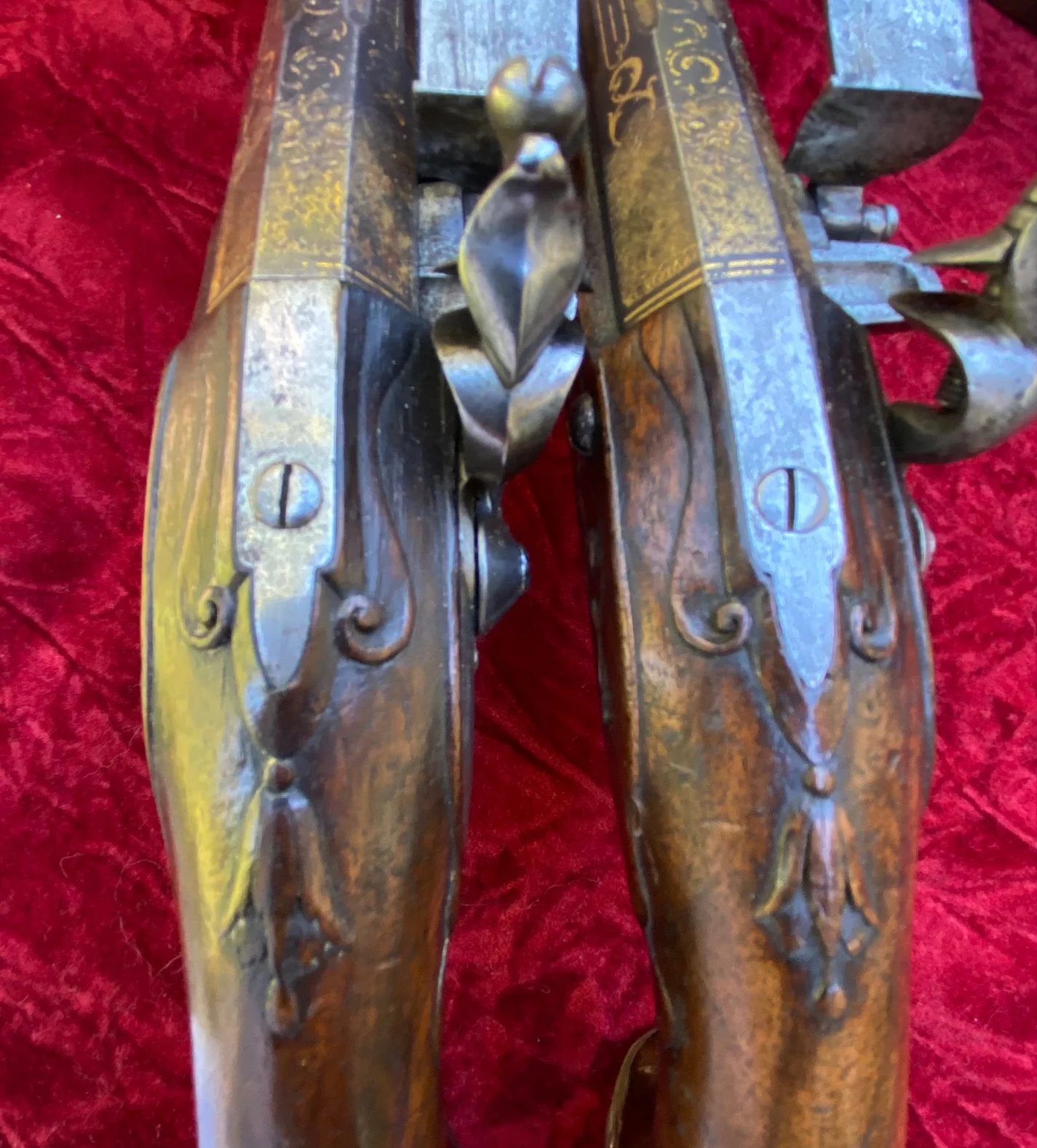 A Fantastic Revolutionary War Period Cased Pair of French Silver Mounted "Birds Head" Flintlock Pistols by PEYRET - DUMAREST - Image 22