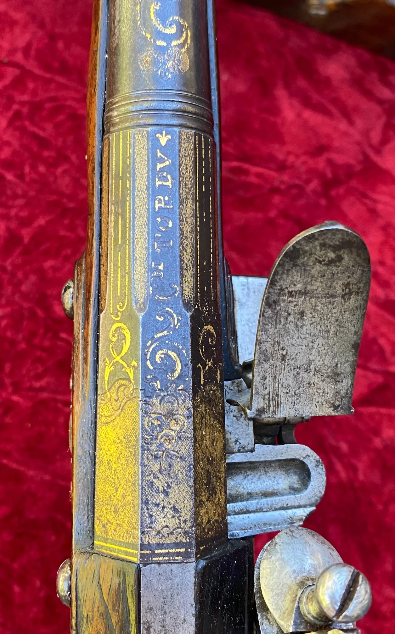 A Fantastic Revolutionary War Period Cased Pair of French Silver Mounted "Birds Head" Flintlock Pistols by PEYRET - DUMAREST - Image 31