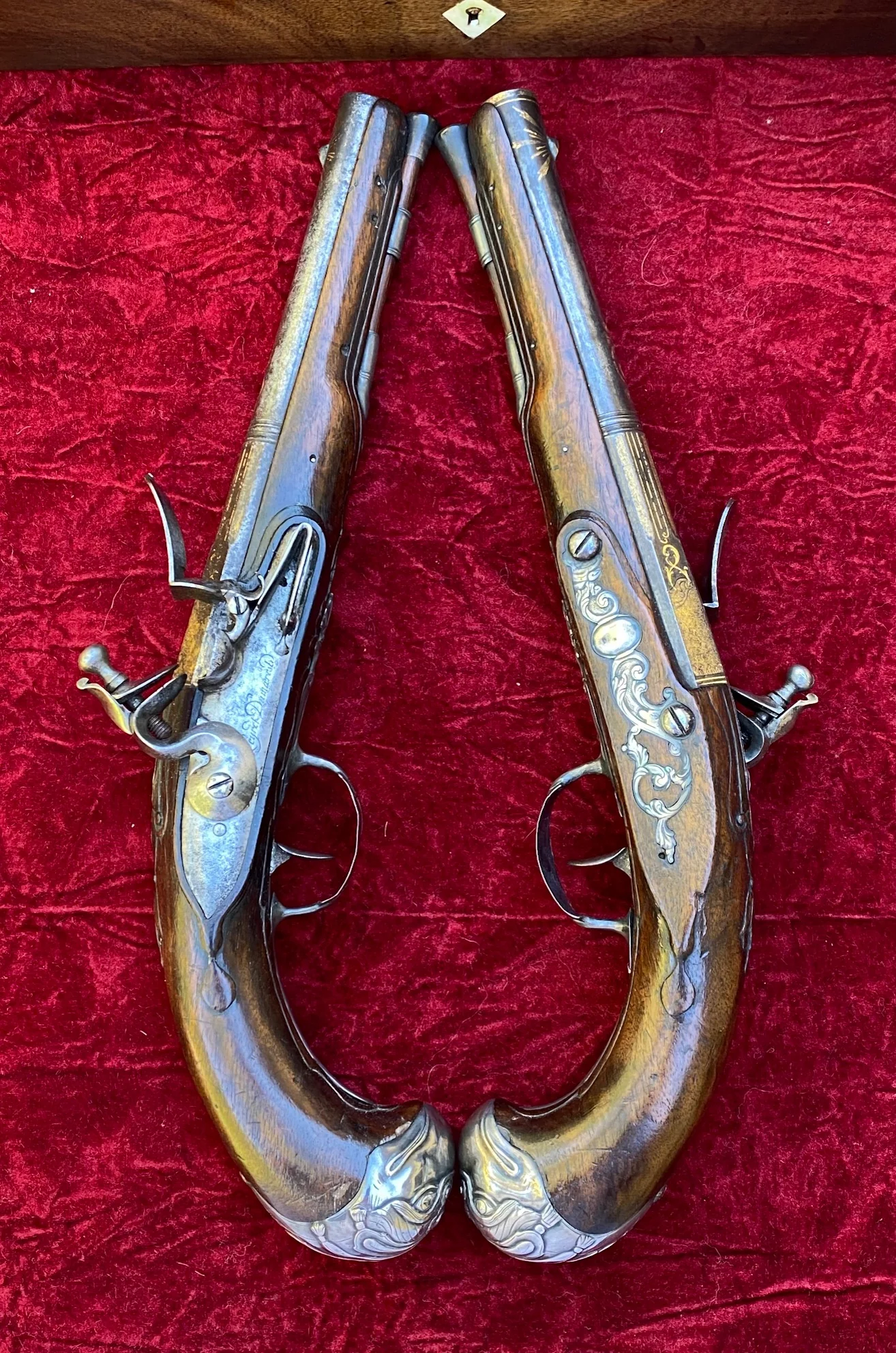 A Fantastic Revolutionary War Period Cased Pair of French Silver Mounted "Birds Head" Flintlock Pistols by PEYRET - DUMAREST - Image 37