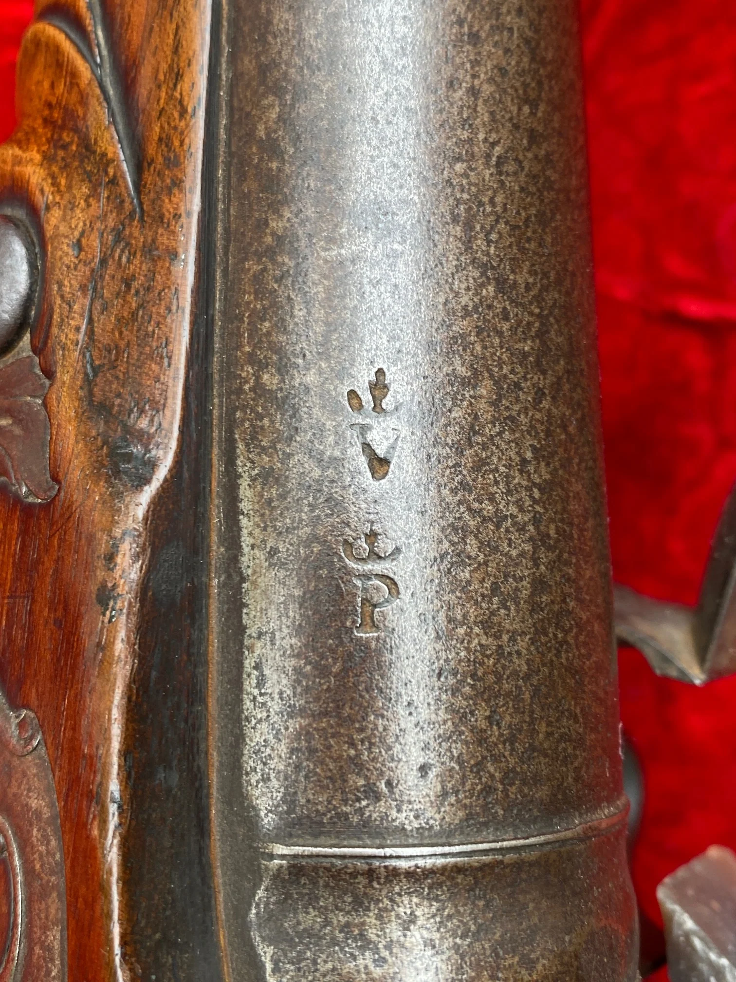 An Extremely Fine & Rare late 17th Century English Iron Barrel Flintlock Blunderbuss by James HARRISON - Image 19