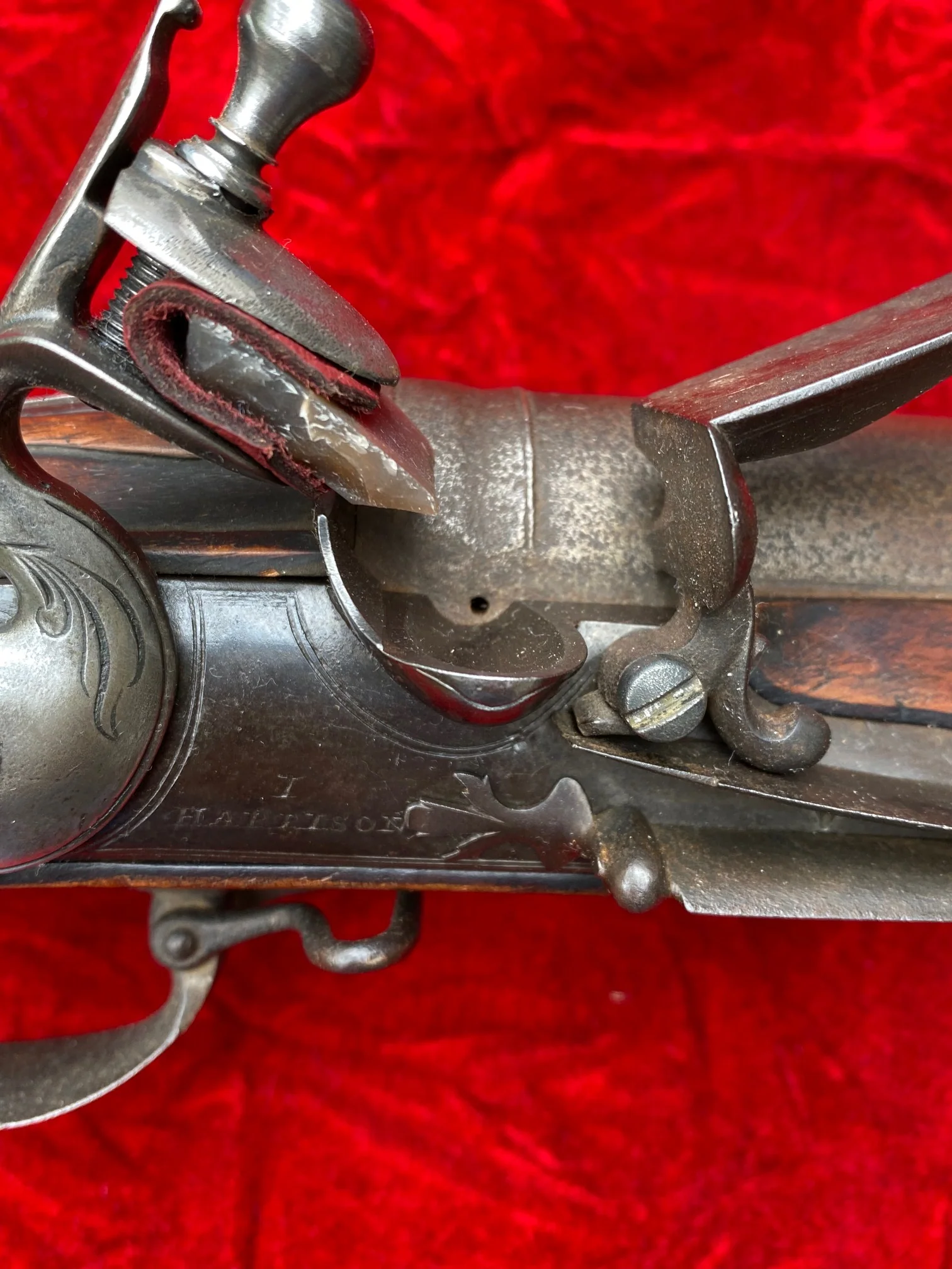 An Extremely Fine & Rare late 17th Century English Iron Barrel Flintlock Blunderbuss by James HARRISON - Image 5