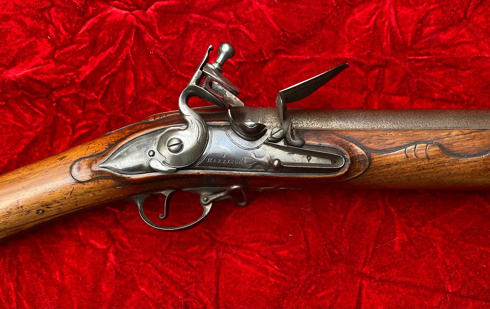 An Extremely Fine & Rare late 17th Century English Iron Barrel Flintlock Blunderbuss by James HARRISON - Image 7