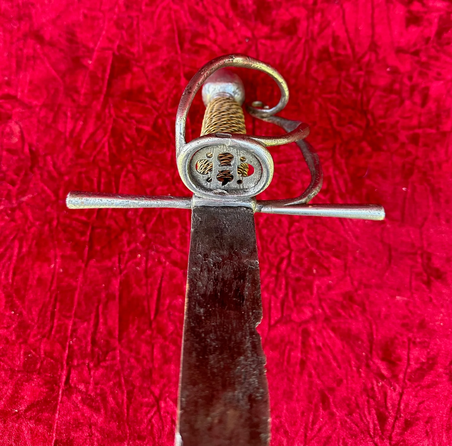 A Very Interesting late 16th - 17th Century European Fighting Dagger - Image 4