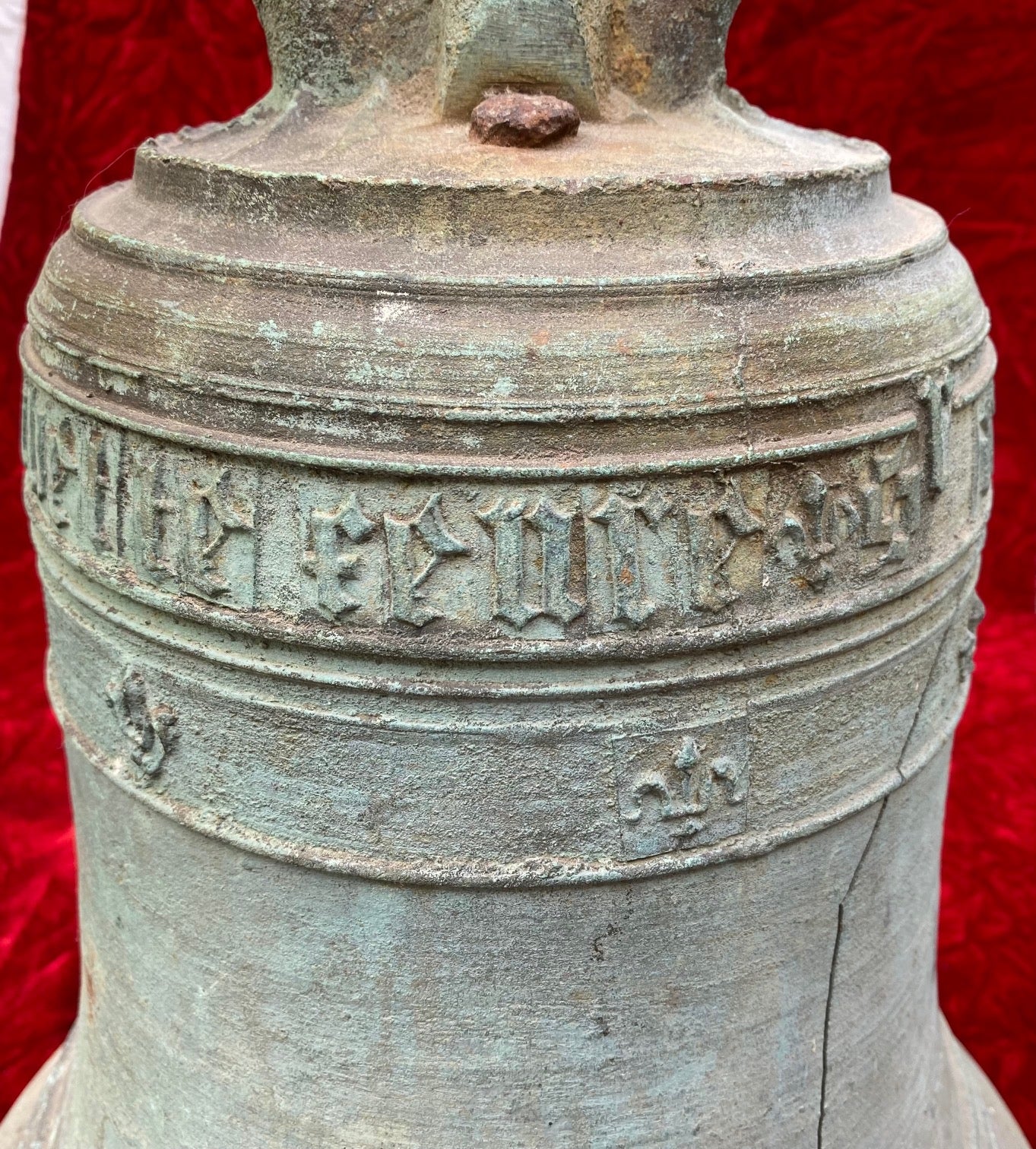 A Very Interesting & RARE Large Antique 17th-18th Century European Bronze Bell - Image 2