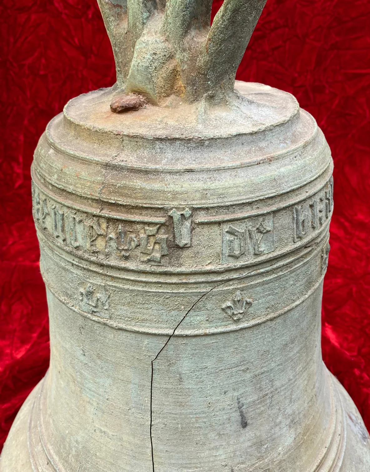 A Very Interesting & RARE Large Antique 17th-18th Century European Bronze Bell - Image 6