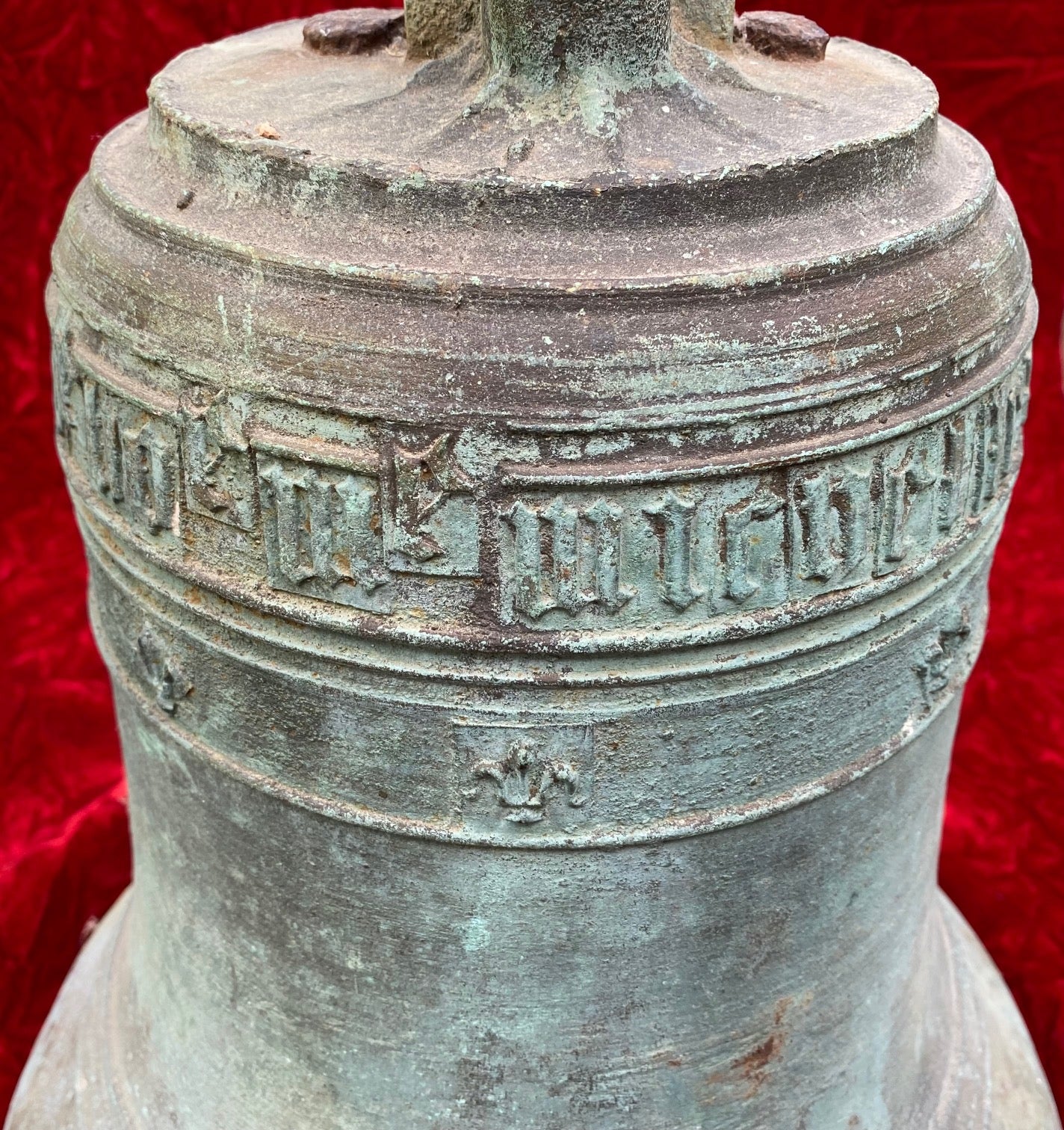A Very Interesting & RARE Large Antique 17th-18th Century European Bronze Bell - Image 8