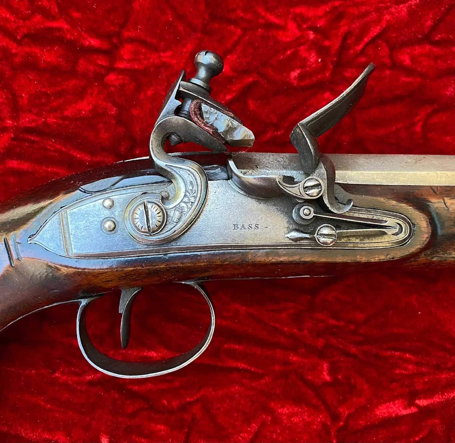 A Good English Flintlock Officer's or Gentleman's Flintlock Traveling or Dueling Pistol by BASS - Image 2