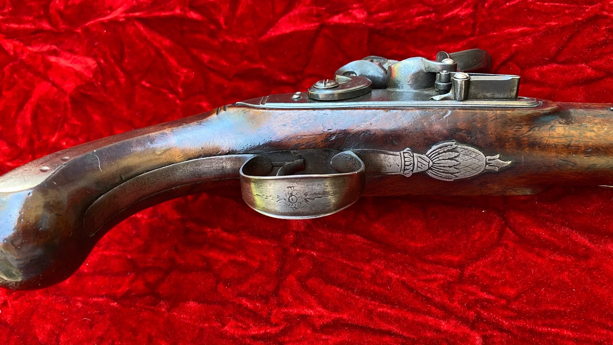 A Good English Flintlock Officer's or Gentleman's Flintlock Traveling or Dueling Pistol by BASS - Image 4