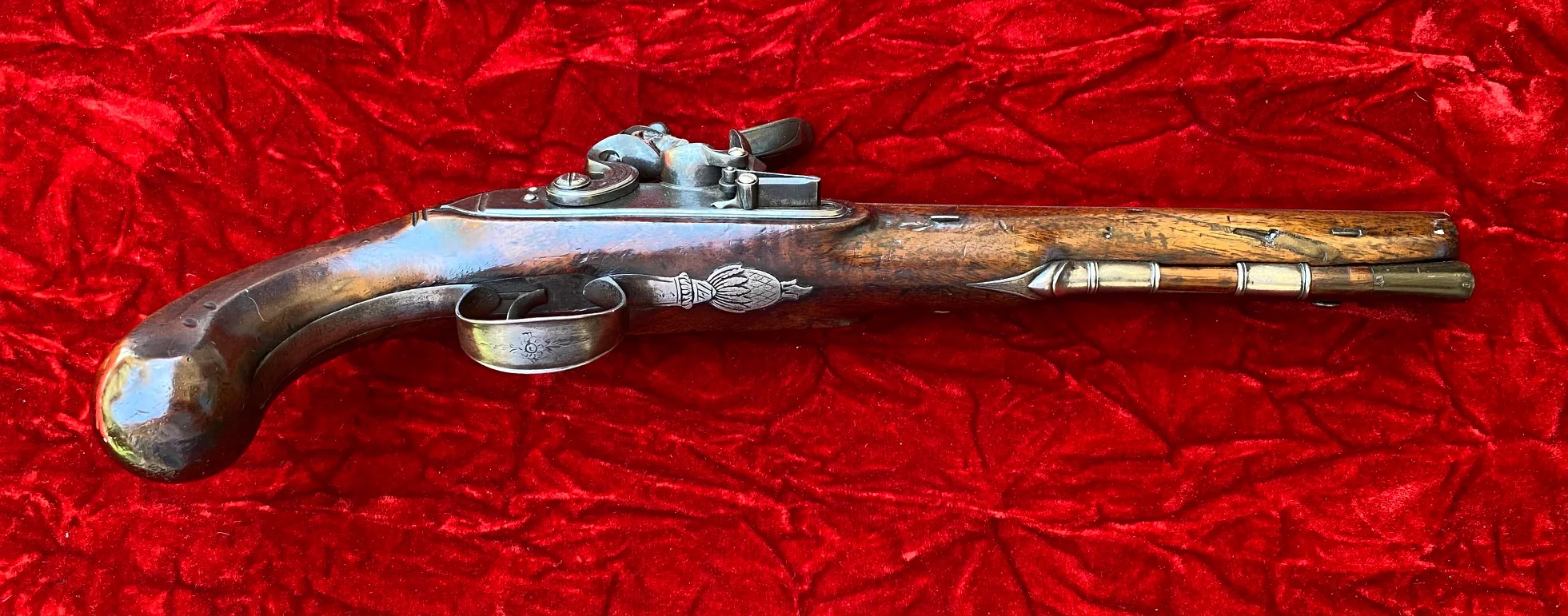 A Good English Flintlock Officer's or Gentleman's Flintlock Traveling or Dueling Pistol by BASS - Image 6