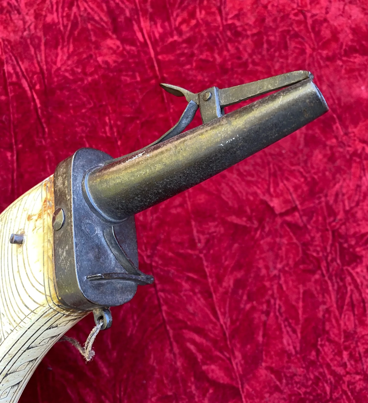 A Wonderful Antique 17th Century European Wheel-Lock Powder Flask - Image 3