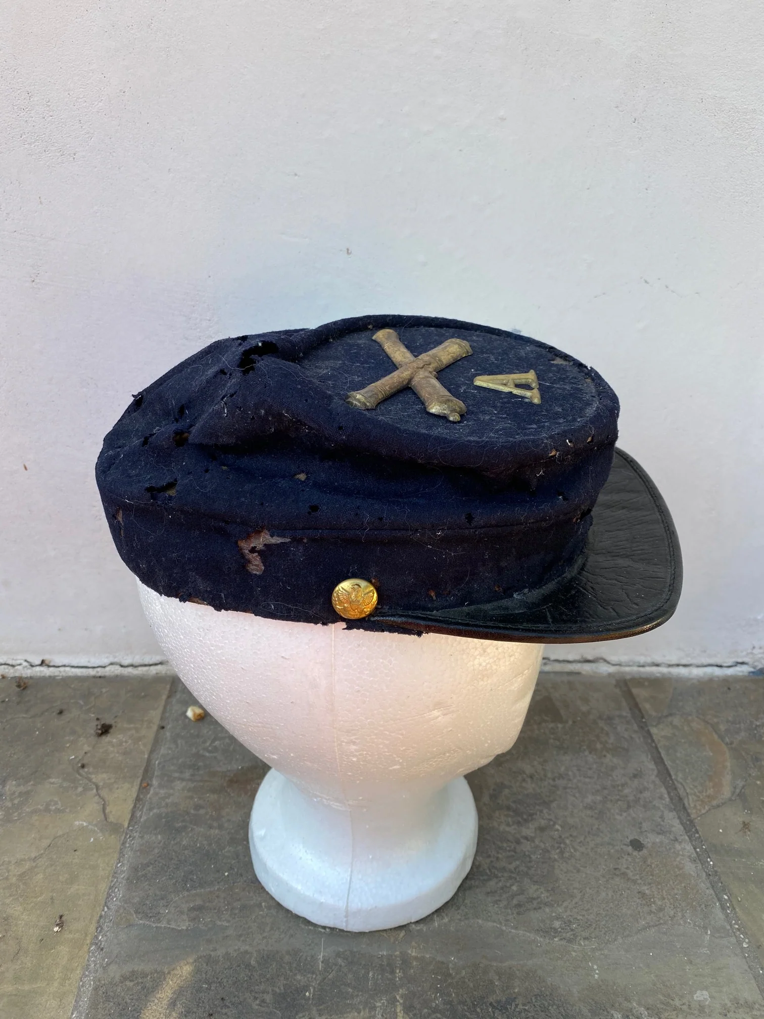 Possible 4th New York, A Company Heavy Artillery Regiment Civil War-Plains Indian War or GAR Kepi - Image 3