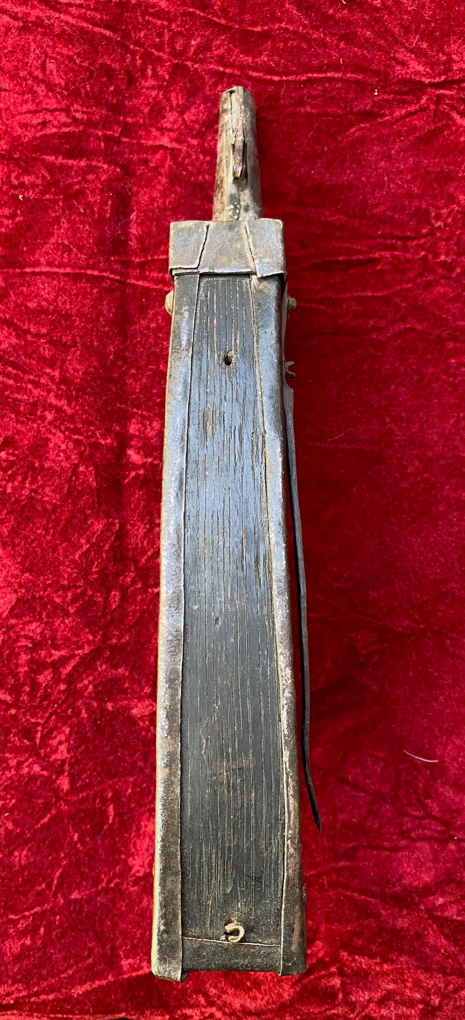 An Antique 17th Century Wheel-Lock Powder Flask - Image 2