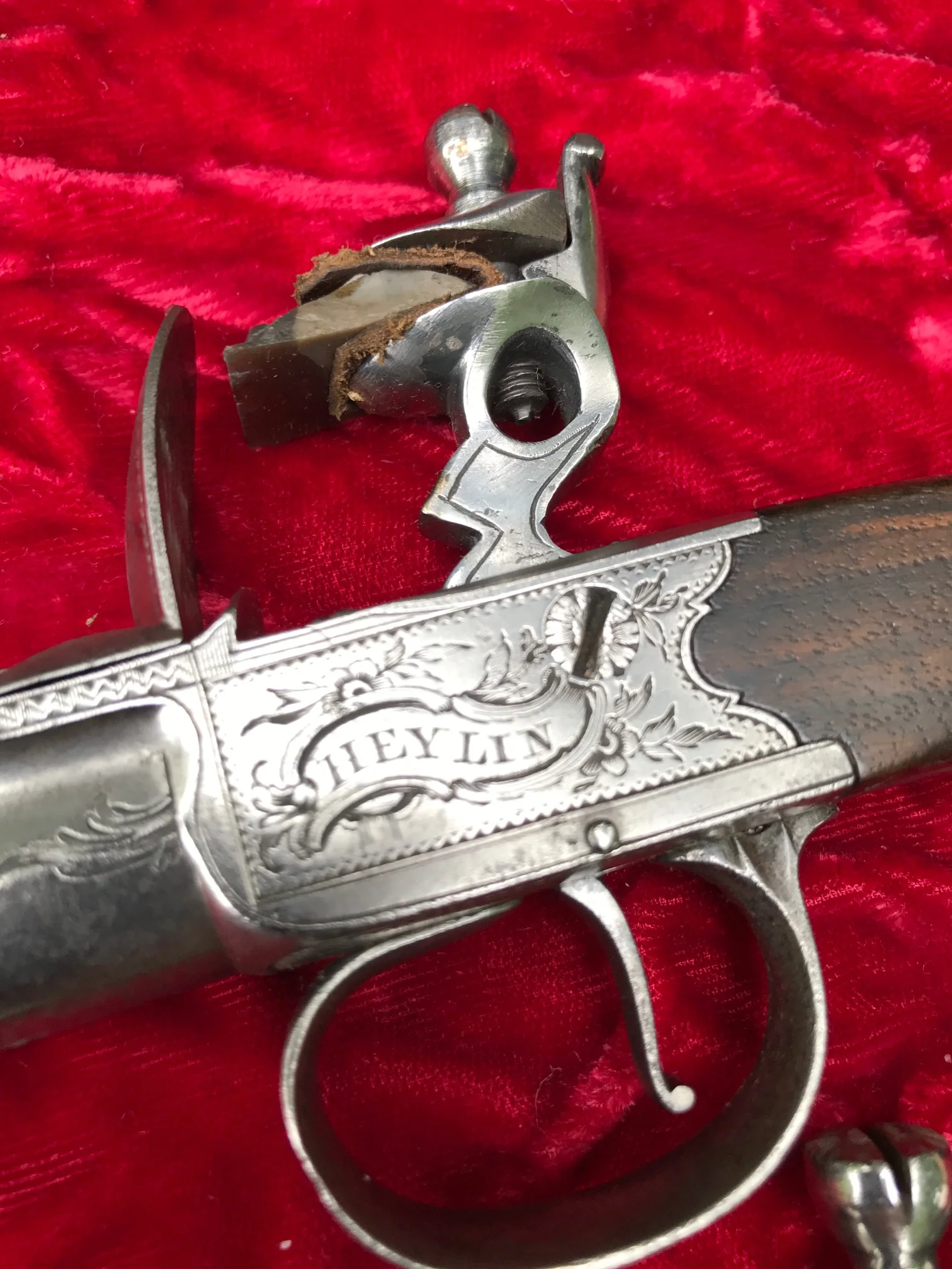 Wonderful Cased Pair of English Flintlock Box-Lock Pistol by HEYLIN, LONDON - Image 12