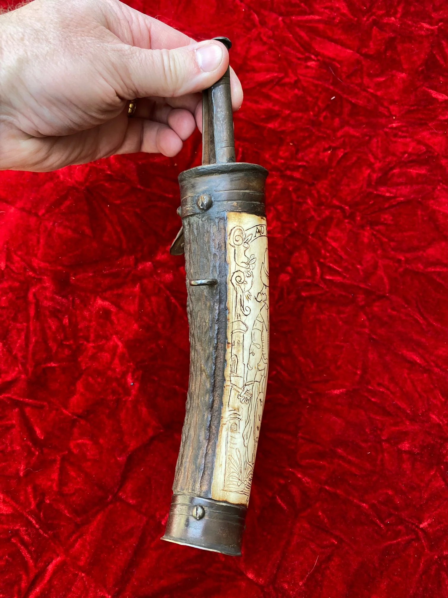 1579 Dated German/Austrian Wheellock Musketeer's Powder Flask - Image 4