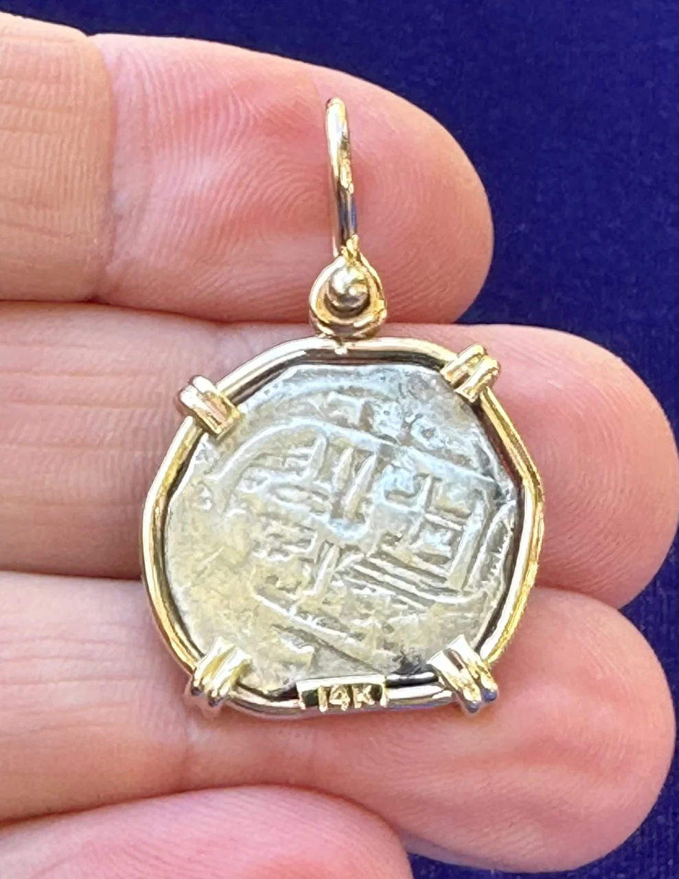 PIRATE TREASURE !!! Silver 1 Real COB set in an 14k. Gold Bezel - Image 8