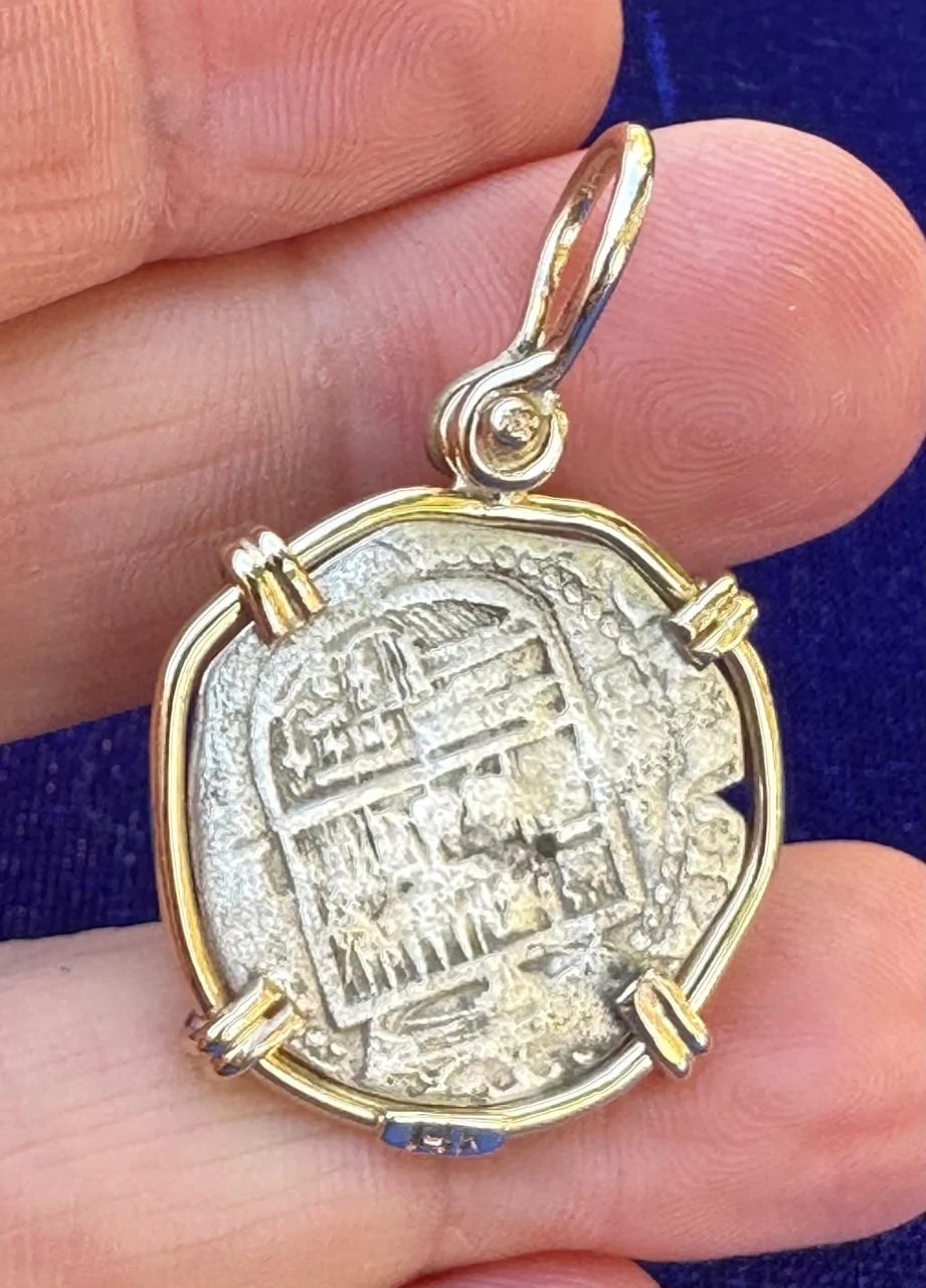 PIRATE TREASURE !!! Silver 1 Real COB set in an 14k. Gold Bezel - Image 9