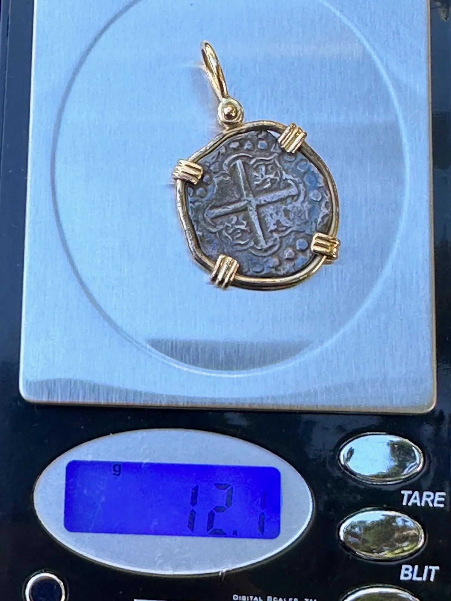 PIRATE TREASURE !!! Silver 2 Reales COB set in an 14k. Gold Bezel - Image 11