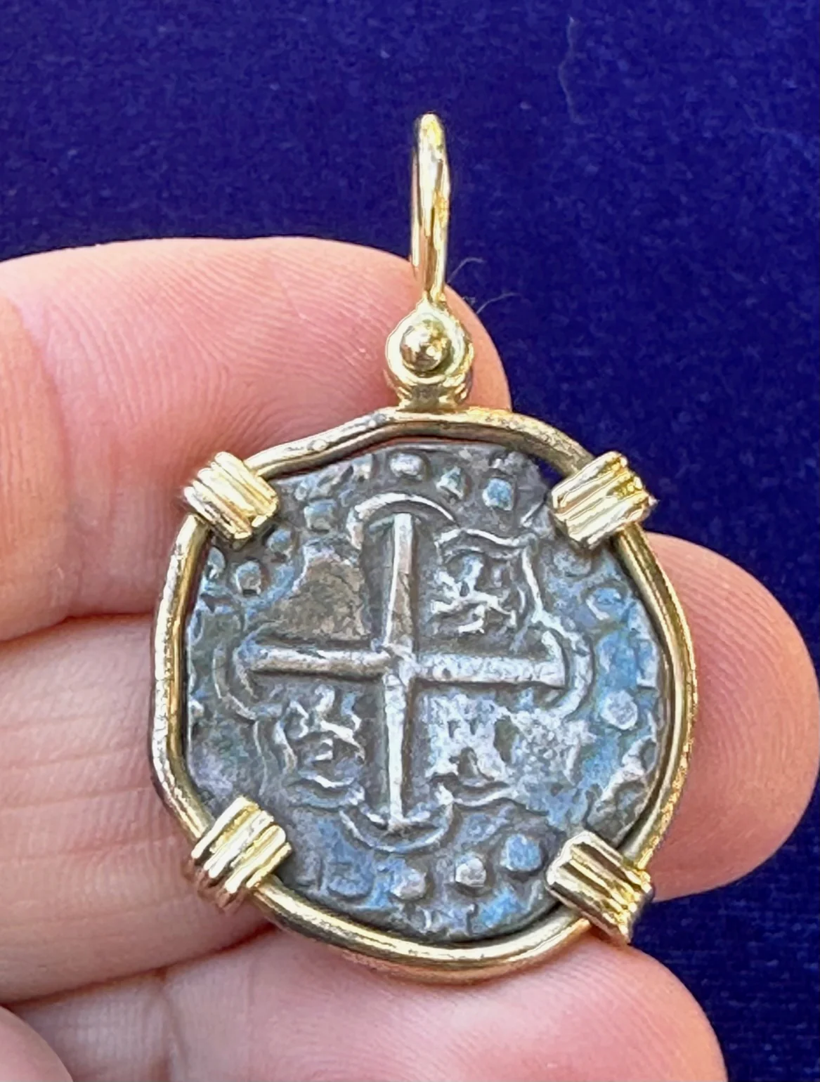 PIRATE TREASURE !!! Silver 2 Reales COB set in an 14k. Gold Bezel - Image 6