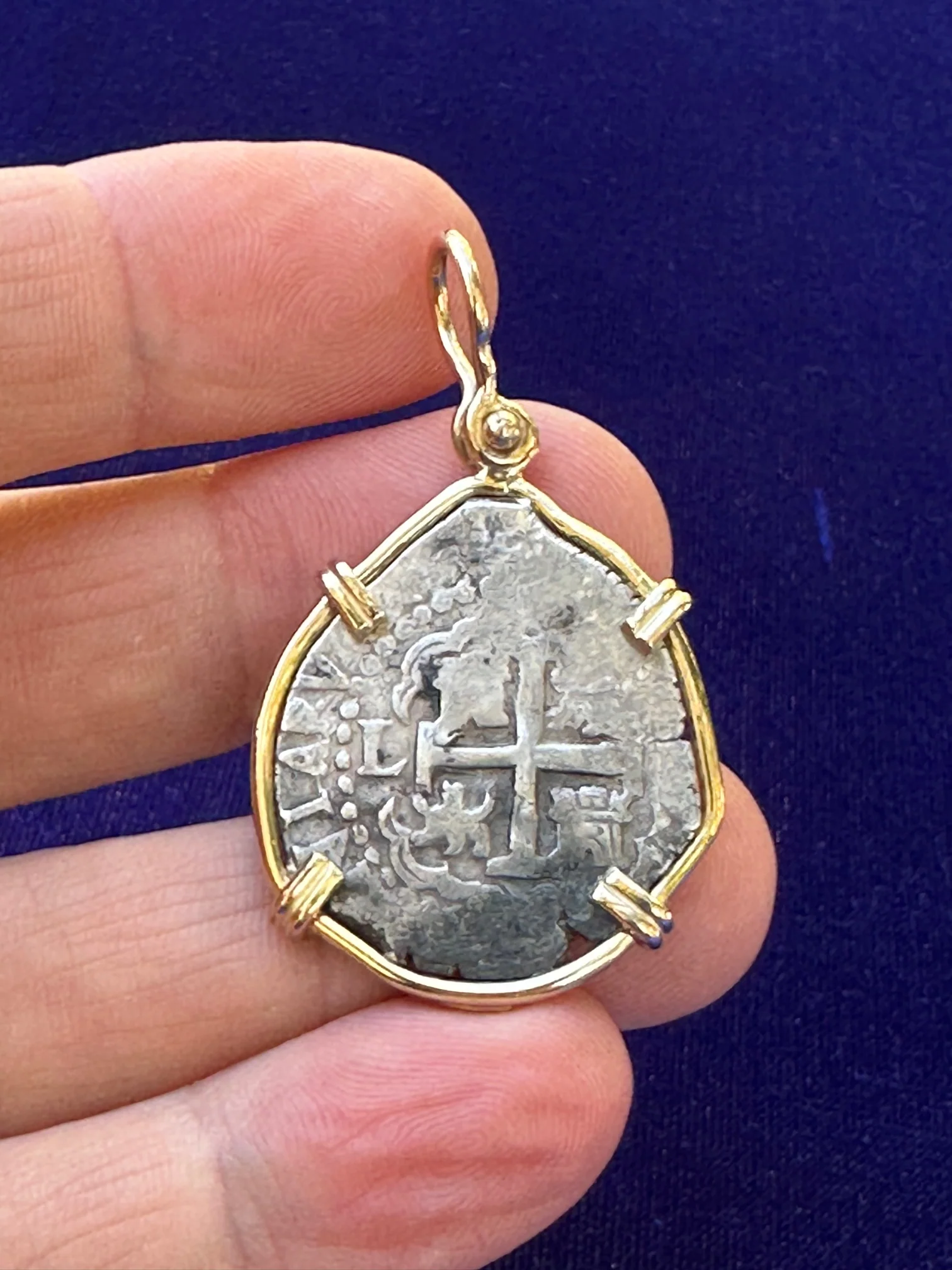 PIRATE TREASURE !!! Silver 2 Reales COB set in an 14k. Gold Bezel - Image 6