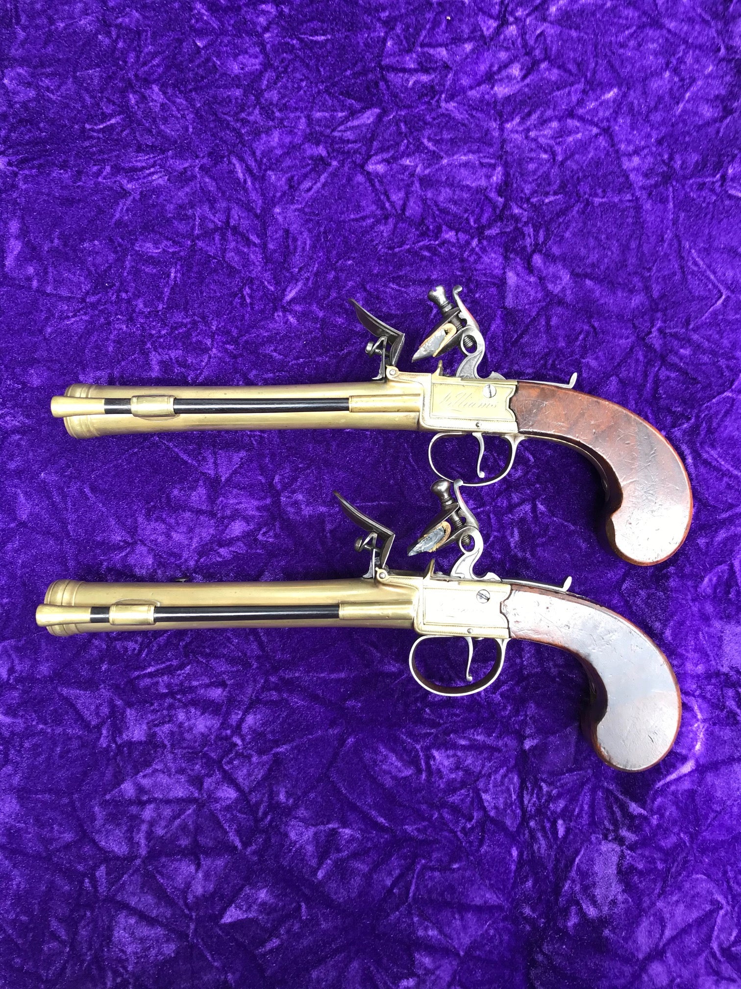 A Fantastic Cased Pair of English Flintlock Box-lock Blunderbuss Pistols by Williams, London - Image 16