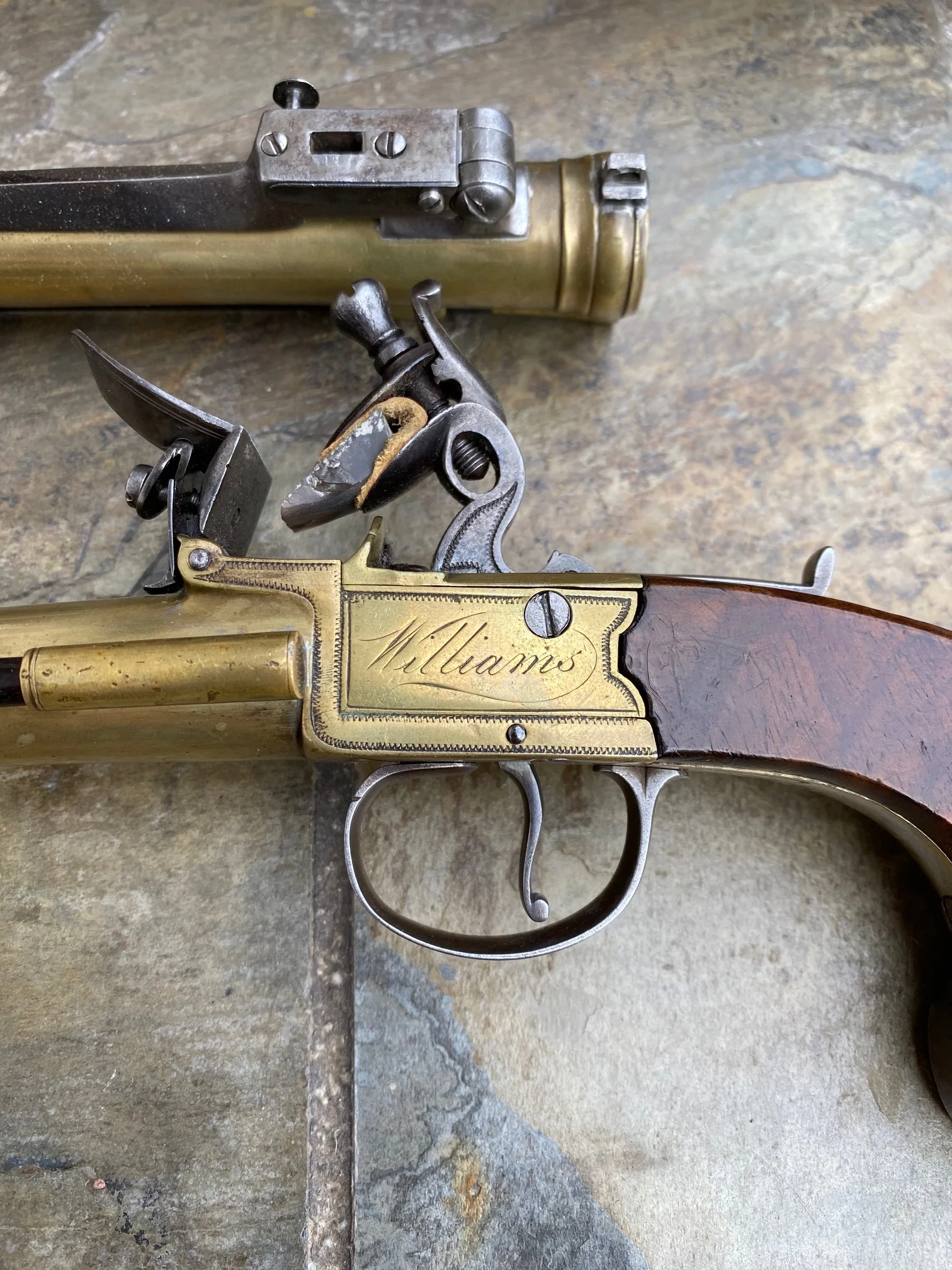 A Fantastic Cased Pair of English Flintlock Box-lock Blunderbuss Pistols by Williams, London - Image 6