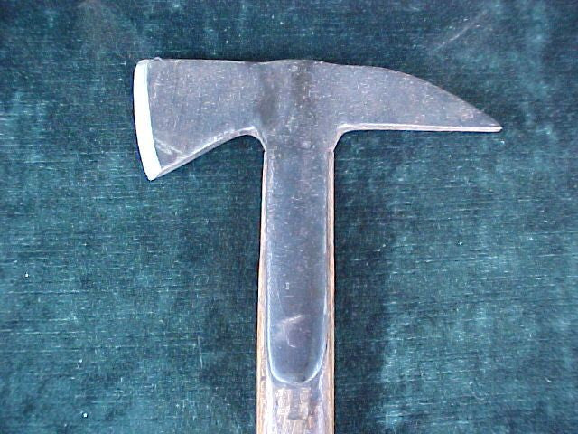 European/American Ship's Boarding Axe, #2517 Edged Weapons - Image 3