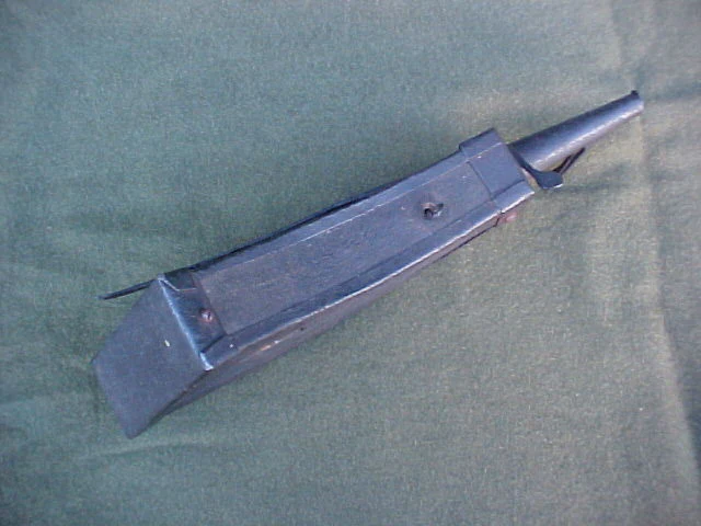 Fantastic 17th Century Wheel-Lock Powder Flask with Pistol shot hole - Image 3