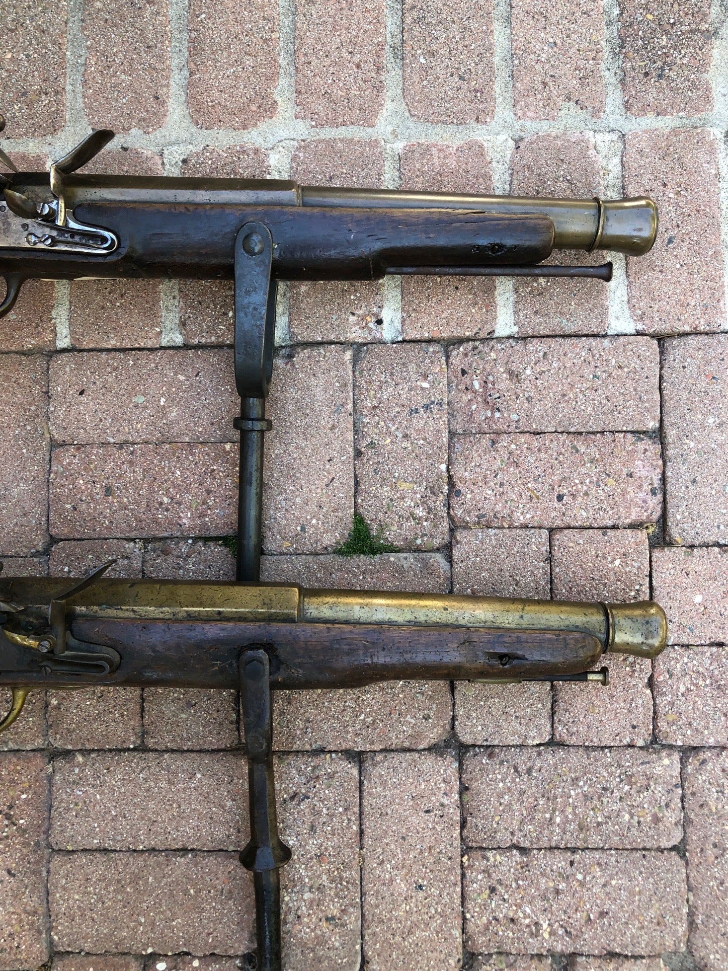 A Remarkably RARE (PAIR) of American Revolutionary War Period Massive French Naval Bronze/Brass Flintlock Swivel Cannons (ESPINGOLE) - Image 13