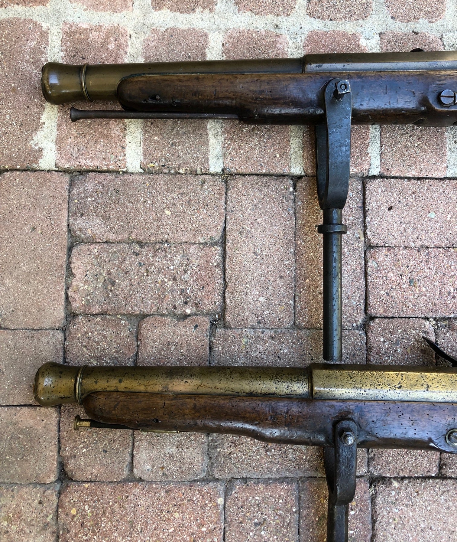 A Remarkably RARE (PAIR) of American Revolutionary War Period Massive French Naval Bronze/Brass Flintlock Swivel Cannons (ESPINGOLE) - Image 18