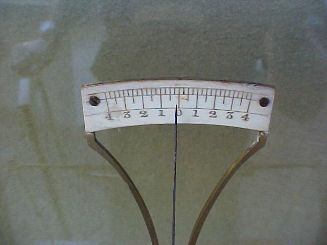 Gold Scale (Encased) by DEGRAVE SHORTS, FANNER, LONDON, #822 Antiquery - Image 6