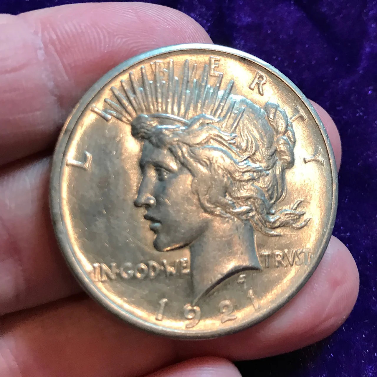 KEY DATE 1921 HIGH RELIEF PEACE DOLLAR - Image 3