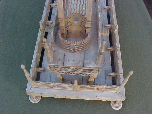 Very Rare French Prisoner-of-War Bone Sculpted GUILLOTINE - Image 7