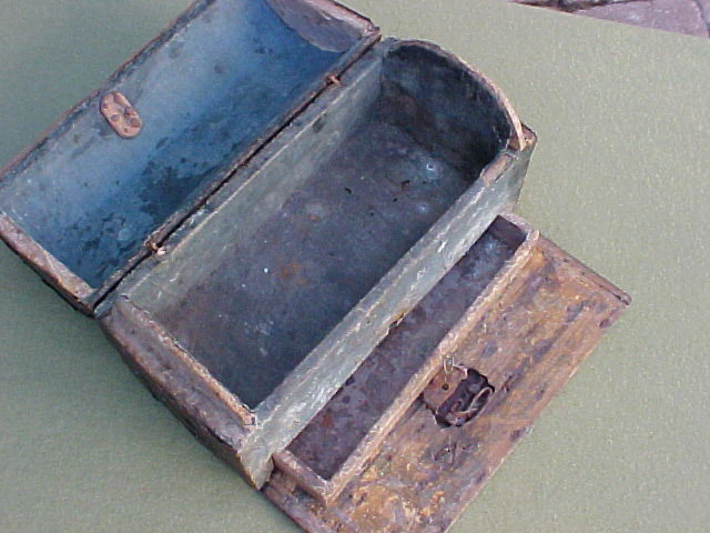 Small European Strap Iron Over Wood Casket/Chest, #779 Treasure Artifacts - Image 7