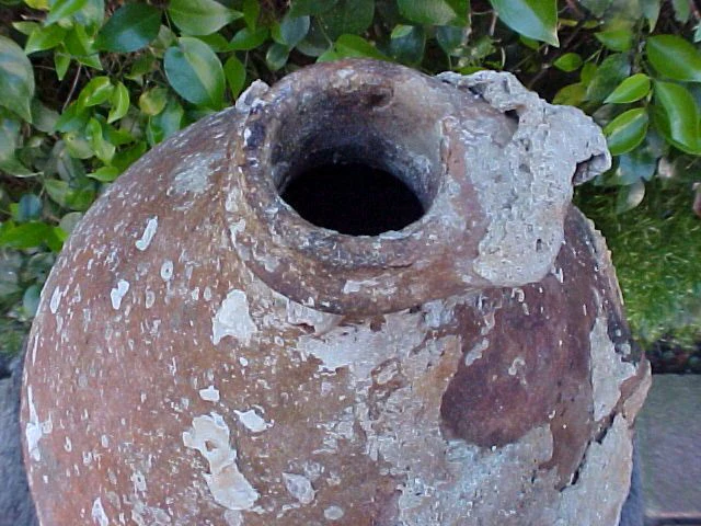 Spanish New World Artifact From A Shipwreck; Flat Bottom Pottery Olive Jar, #1513 Treasure Artifacts - Image 5